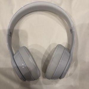 White Beats Solo Beats by Dr. Dre Headphones